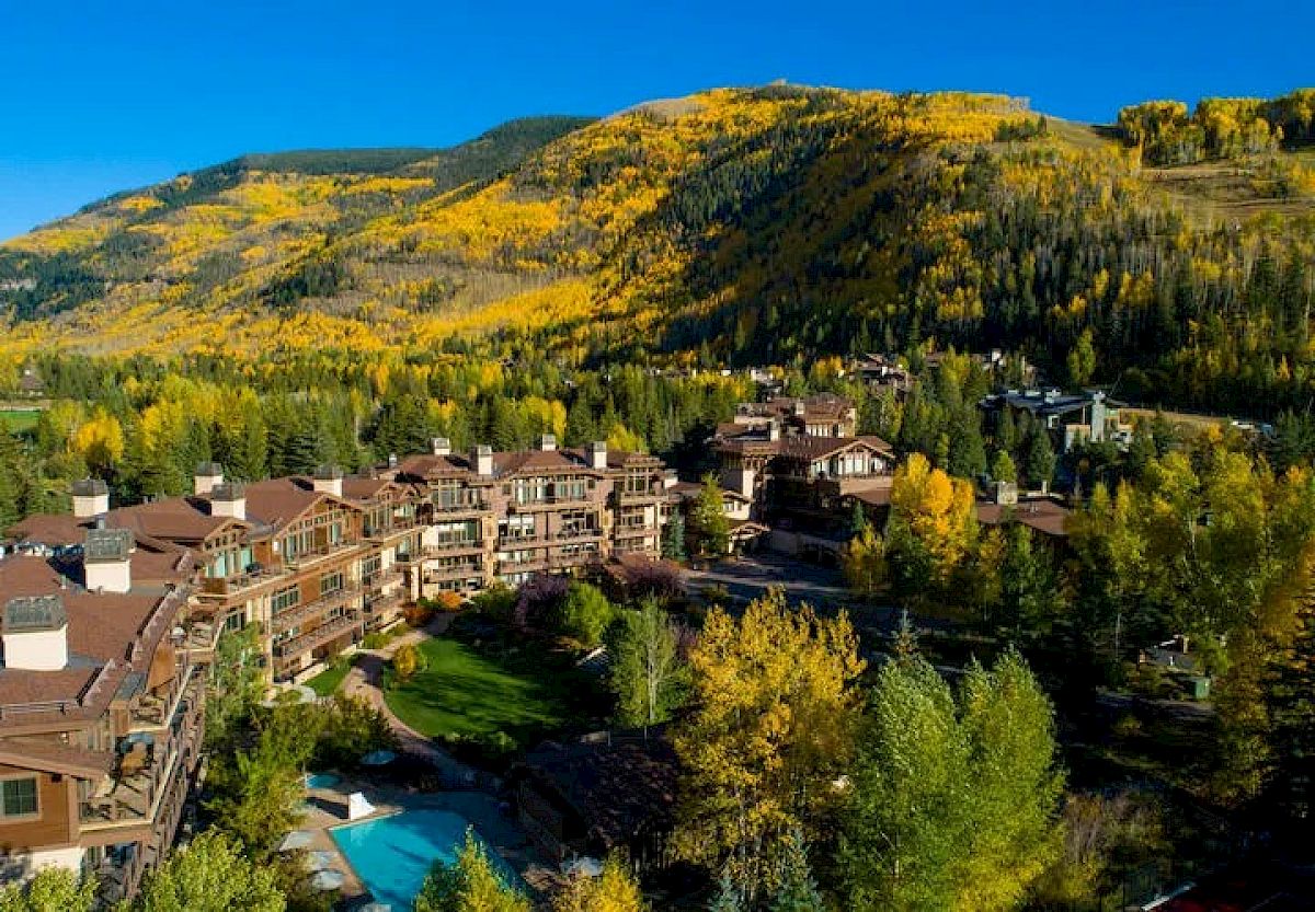 Vail Village Resorts & Hotels | Manor Vail Lodge – About Manor Vail ...